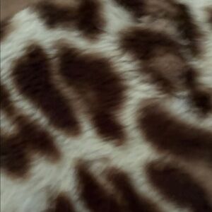 Chic Leopard Print Faux Fur Wrap